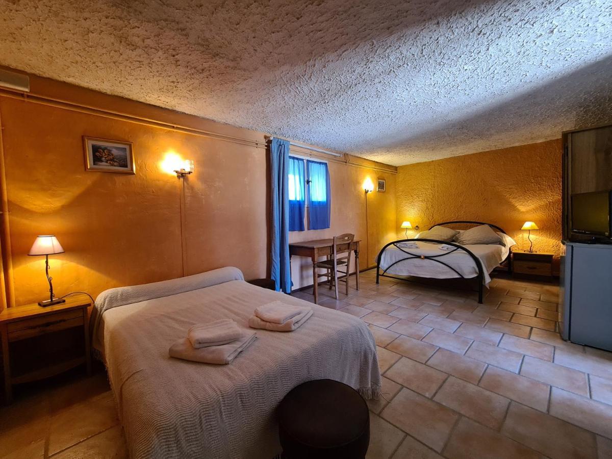 Bed and Breakfast Les Buisses En Provence Piolenc Exterior foto
