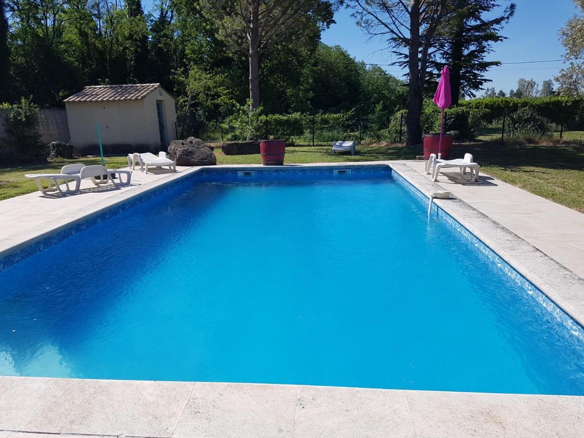 Bed and Breakfast Les Buisses En Provence Piolenc Exterior foto