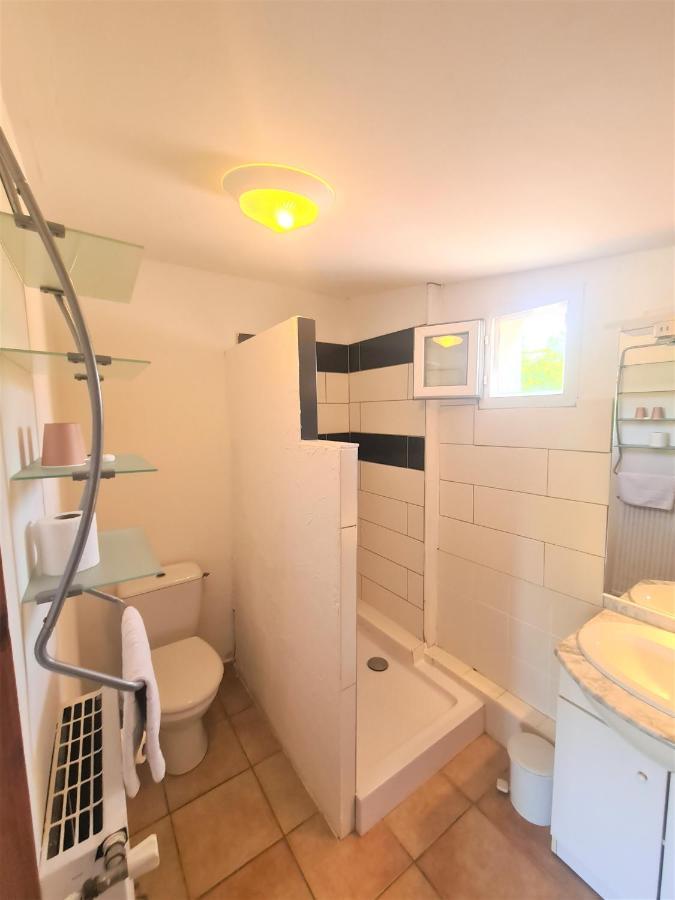 Bed and Breakfast Les Buisses En Provence Piolenc Exterior foto